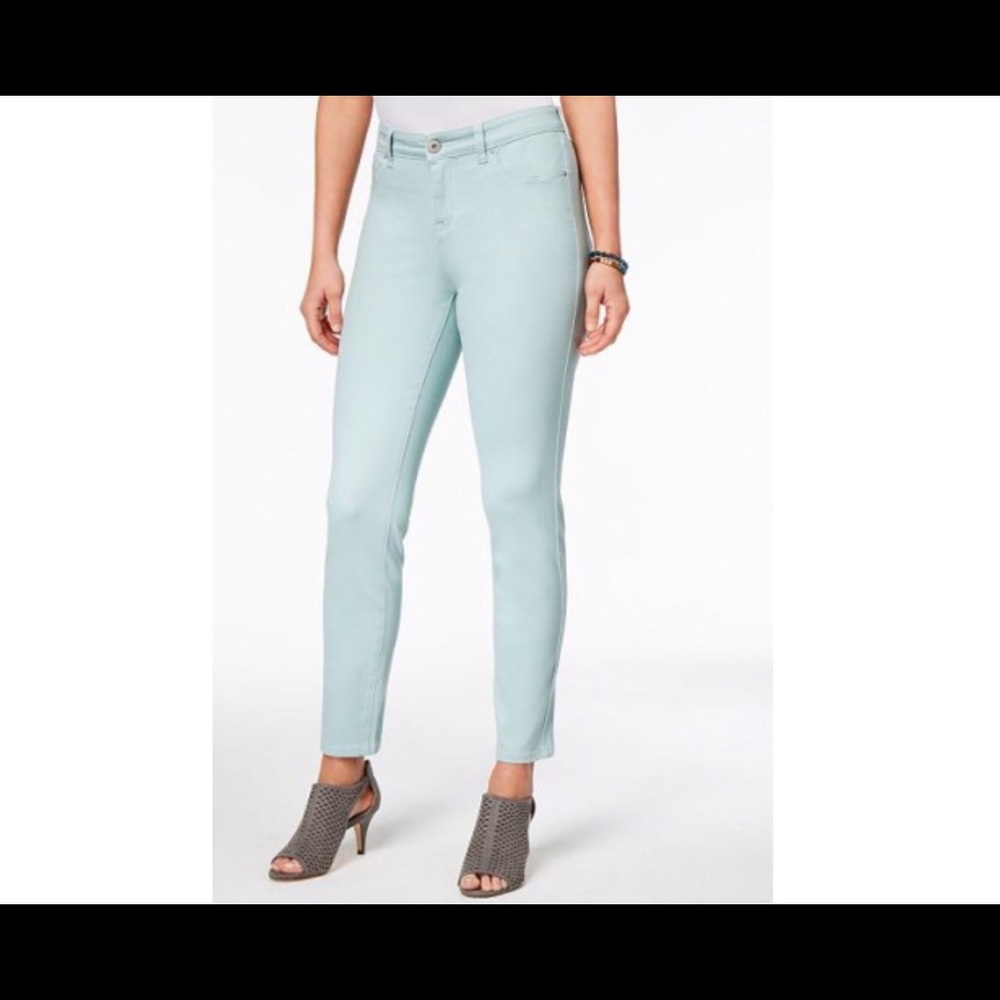 Skinny leg pants